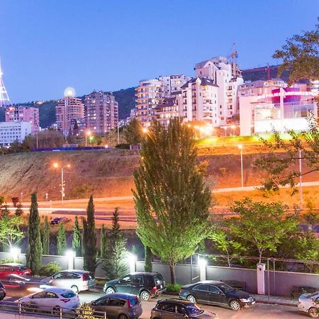 Tbilisi Apartment Tennis Court Exterior foto